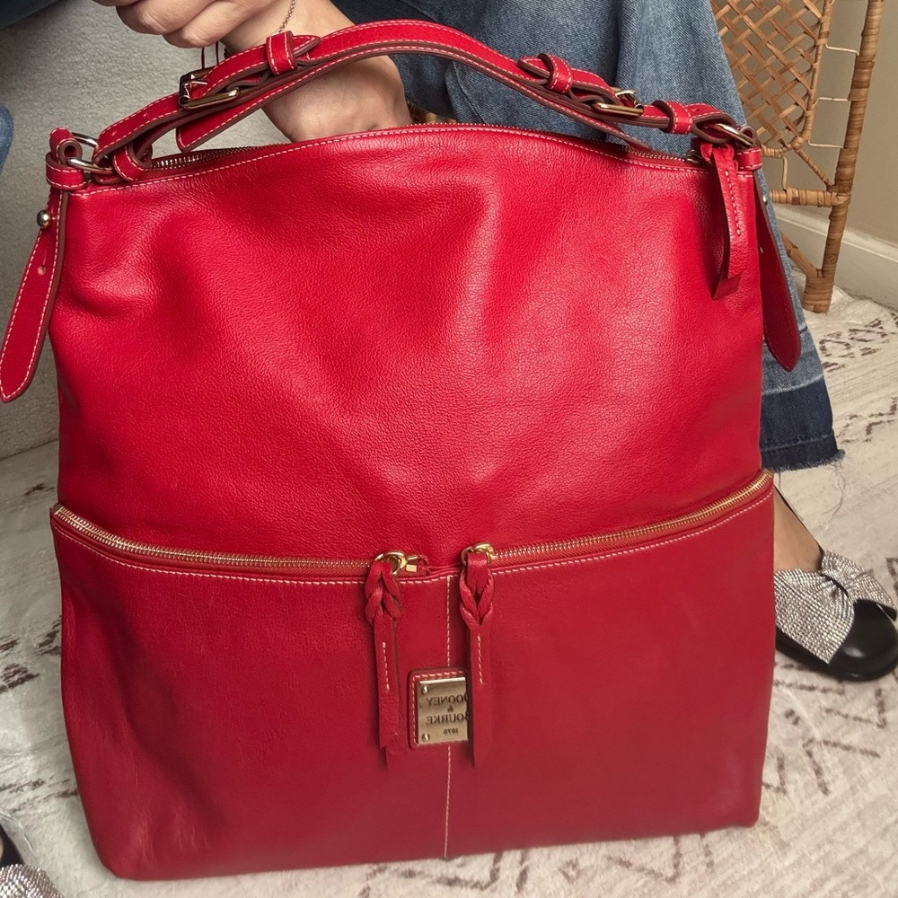 Dooney & Bourke Red Large Zipper Shoulder  Tote Sac - Picture 5 of 15